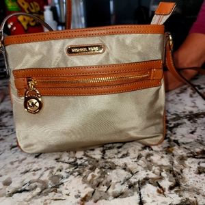 MICHAEL KORS CROSSBODY SMALL